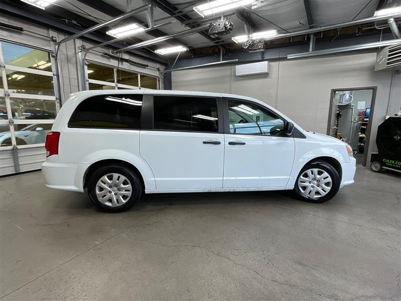 2019 DODGE GRAND CARAVAN SE