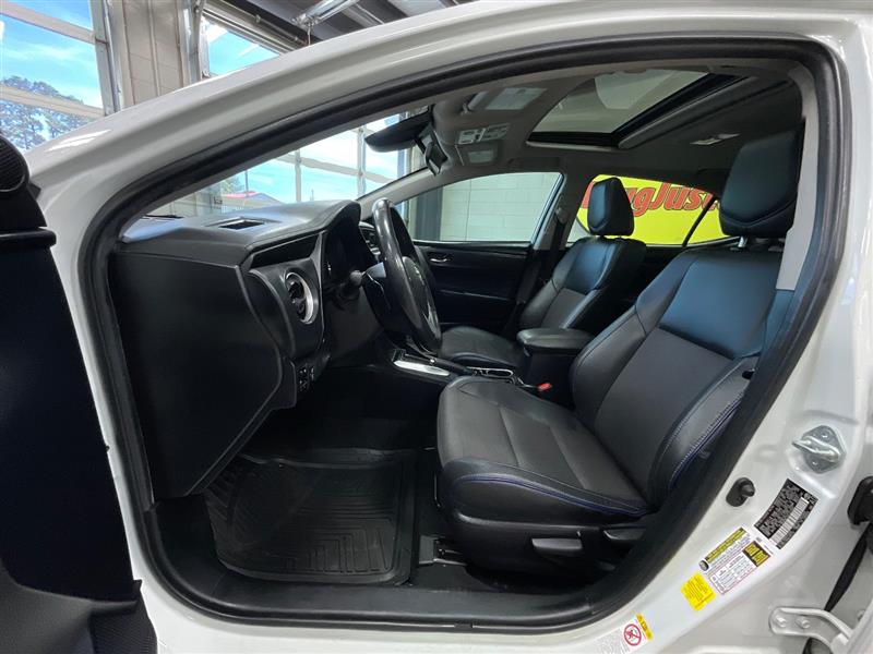 2019 TOYOTA COROLLA SE