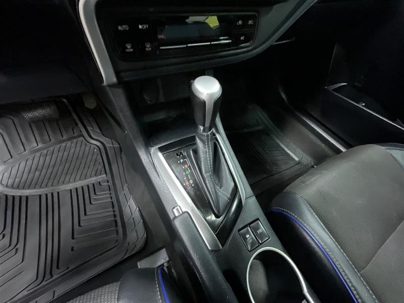 2019 TOYOTA COROLLA SE