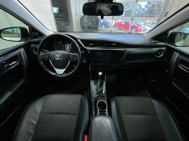 2019 TOYOTA COROLLA SE