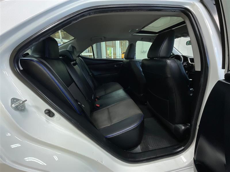 2019 TOYOTA COROLLA SE