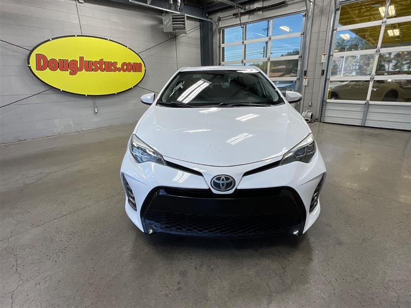 2019 TOYOTA COROLLA SE