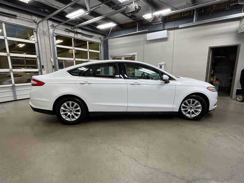 2016 FORD FUSION S