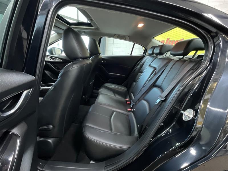 2017 MAZDA MAZDA3 TOURING