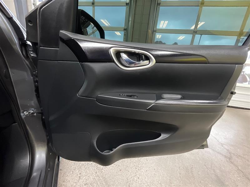 2018 NISSAN SENTRA SV