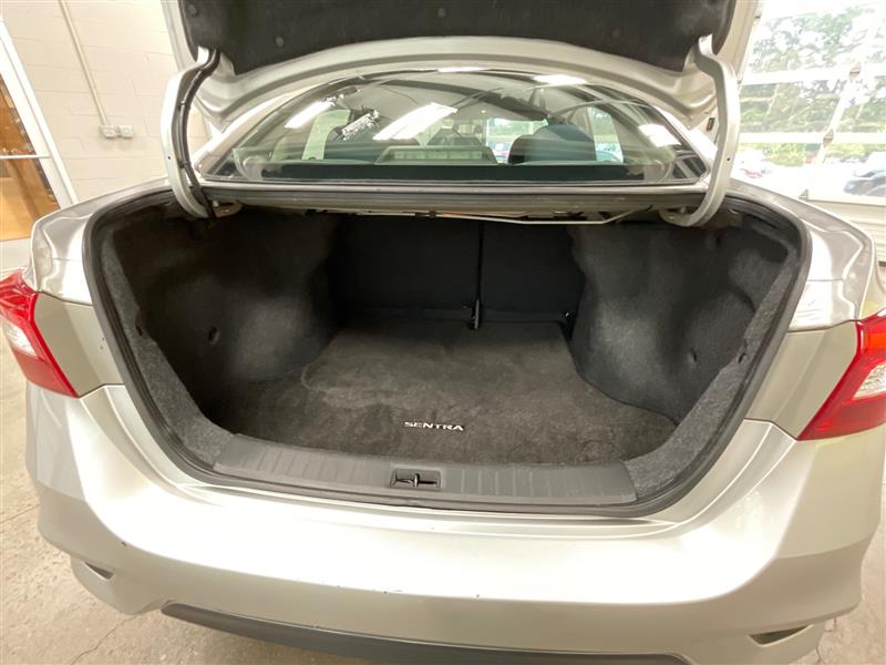 2019 NISSAN SENTRA SV