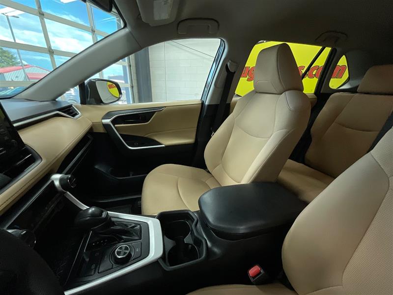 2021 TOYOTA RAV4 HYBRID LE