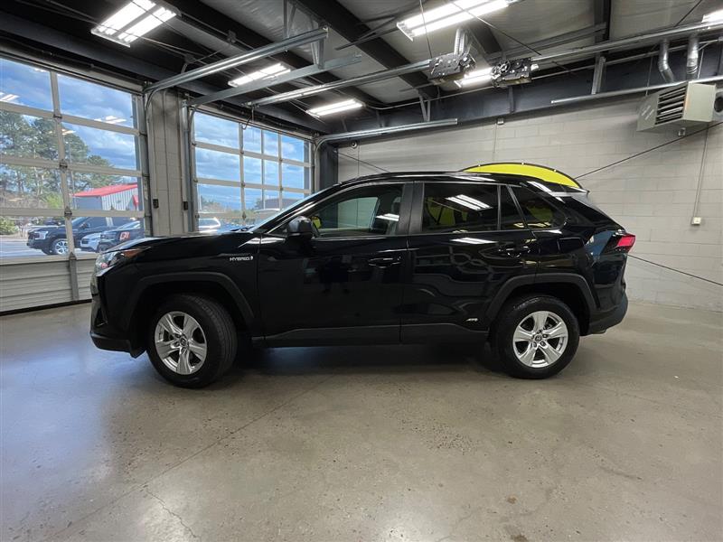 2021 TOYOTA RAV4 HYBRID LE