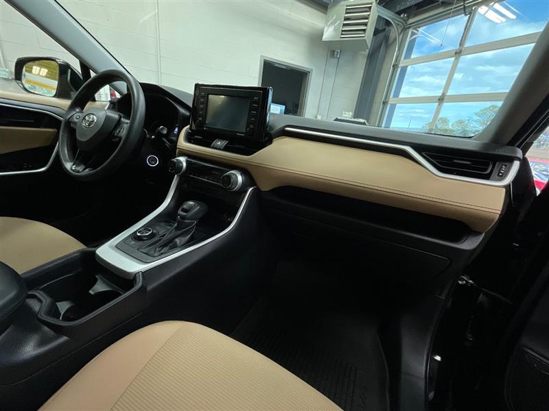 2021 TOYOTA RAV4 HYBRID LE