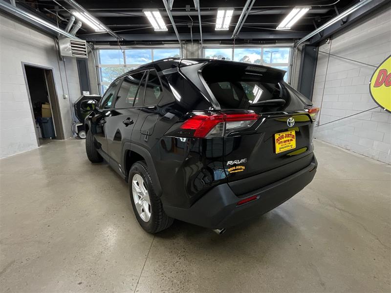 2021 TOYOTA RAV4 HYBRID LE