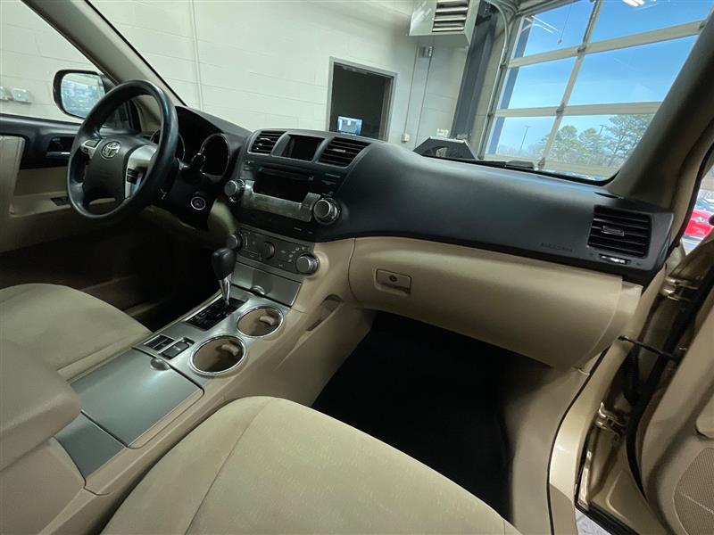 2012 TOYOTA HIGHLANDER 