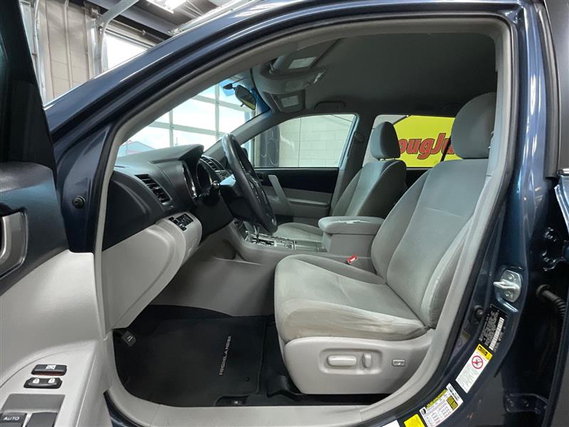 2013 TOYOTA HIGHLANDER 