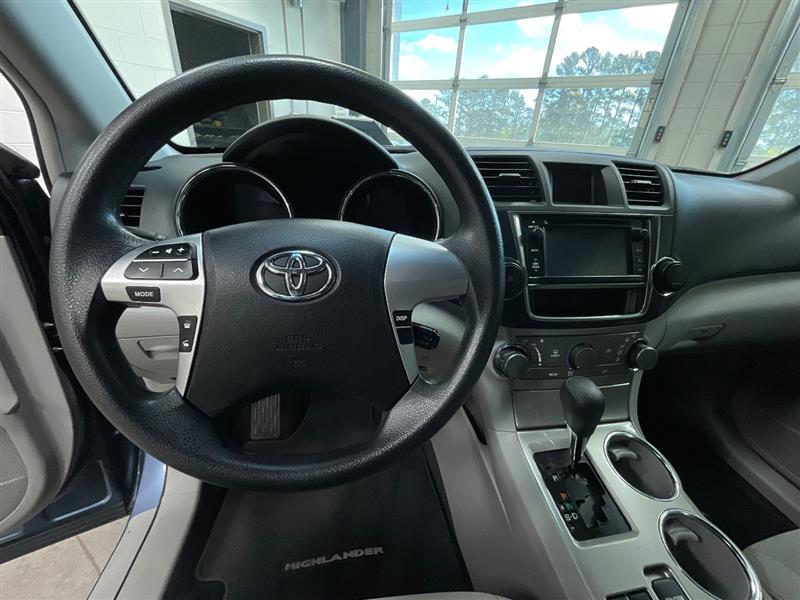 2013 TOYOTA HIGHLANDER 