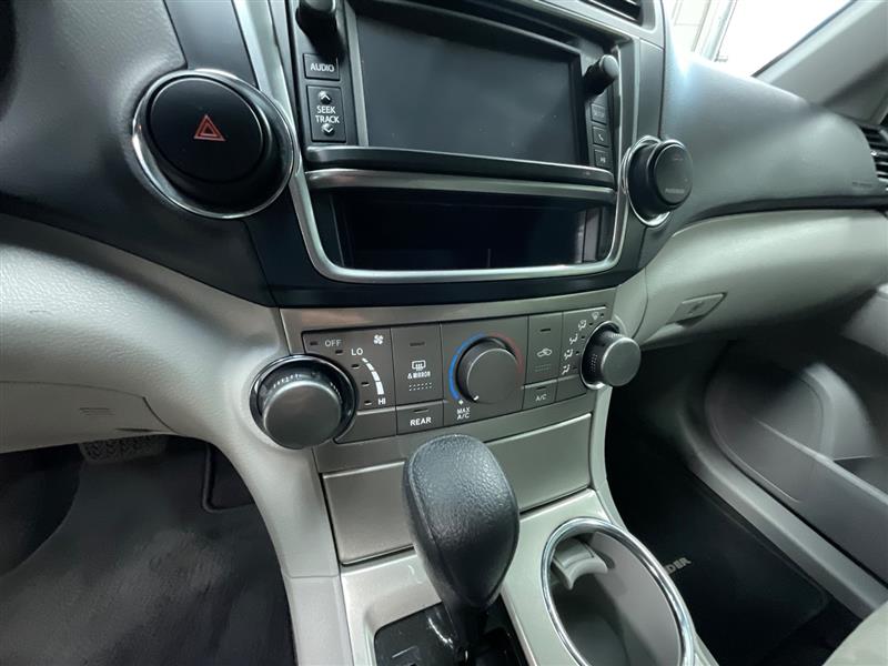 2013 TOYOTA HIGHLANDER 