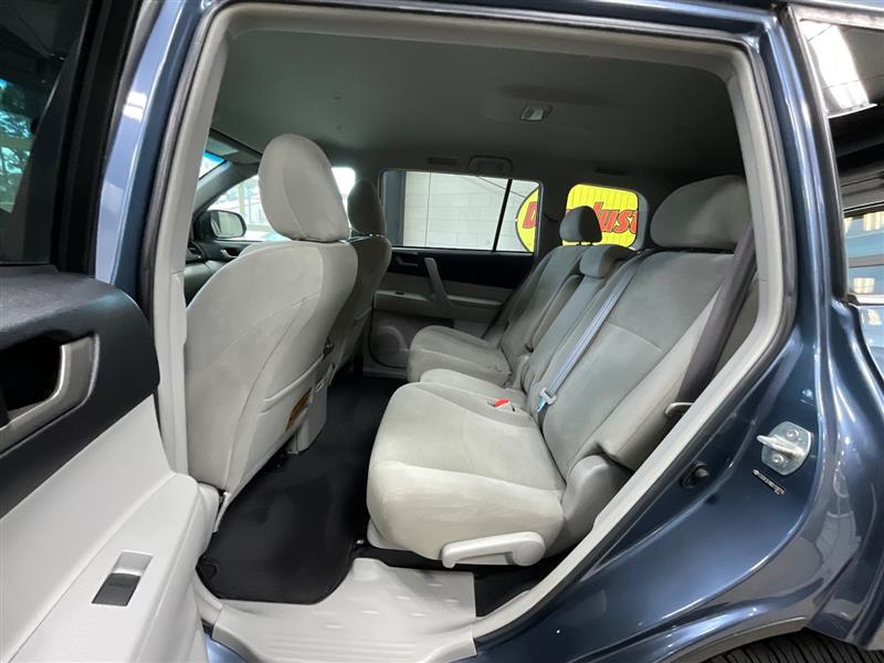 2013 TOYOTA HIGHLANDER 
