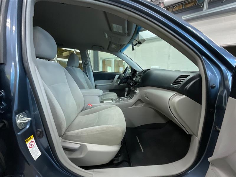 2013 TOYOTA HIGHLANDER 