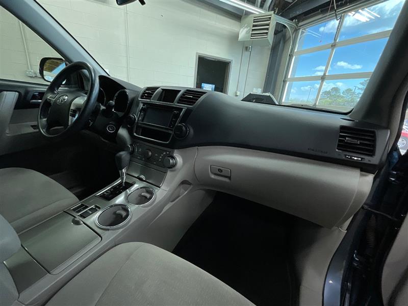 2013 TOYOTA HIGHLANDER 