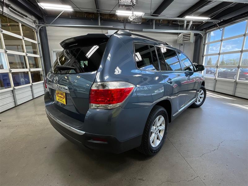 2013 TOYOTA HIGHLANDER 