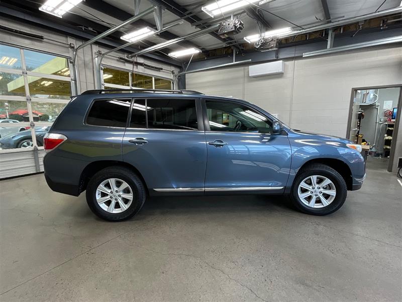 2013 TOYOTA HIGHLANDER 