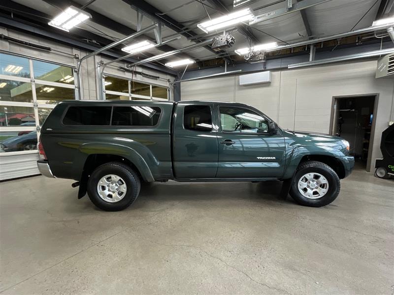 2010 TOYOTA TACOMA 
