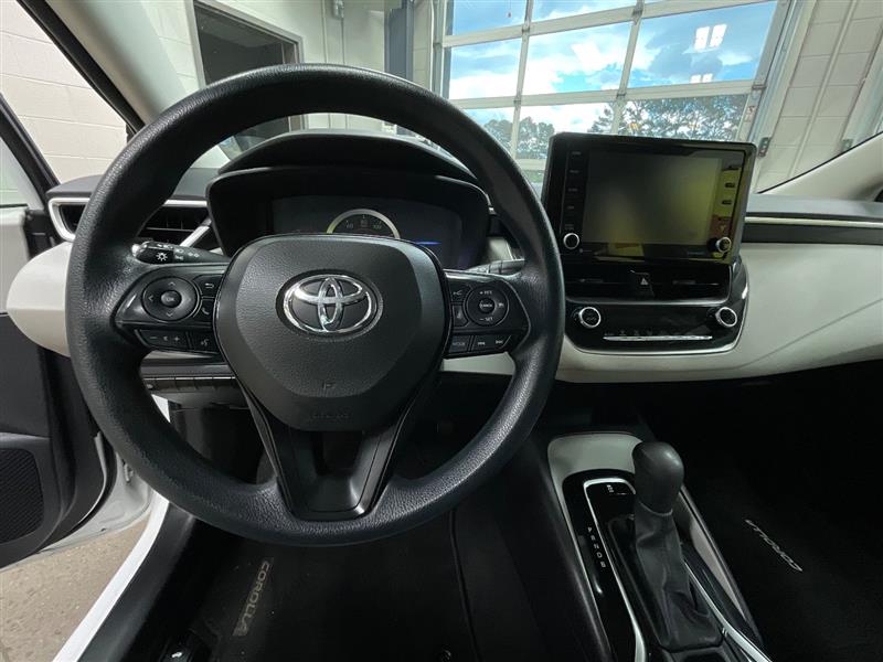 2022 TOYOTA COROLLA LE