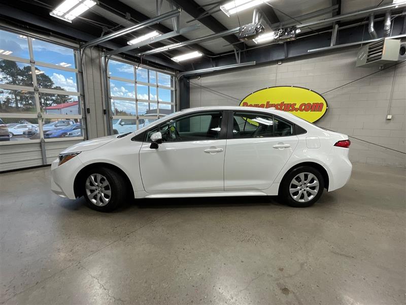 2022 TOYOTA COROLLA LE