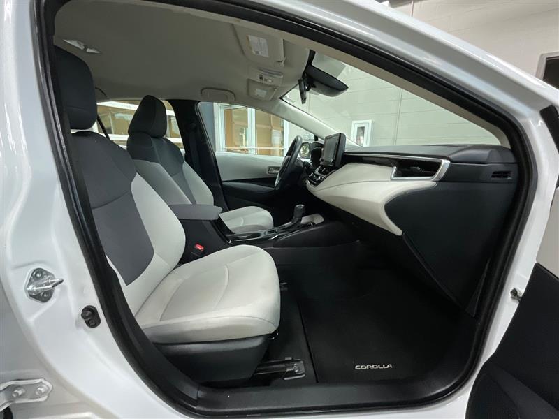 2022 TOYOTA COROLLA LE