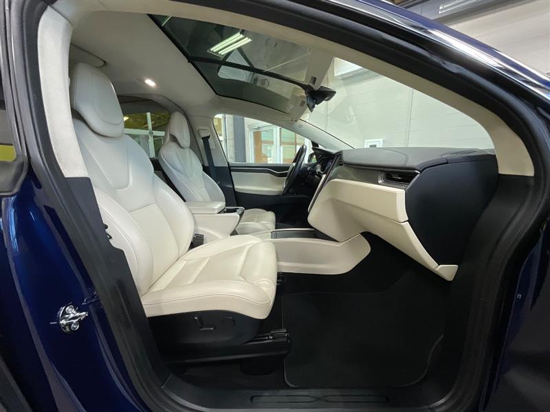 2018 TESLA MODEL X 75D