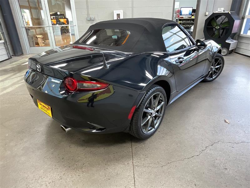 2020 MAZDA MX-5 MIATA SPORT