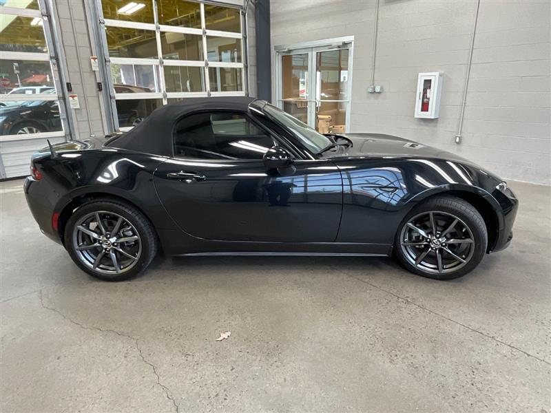 2020 MAZDA MX-5 MIATA SPORT