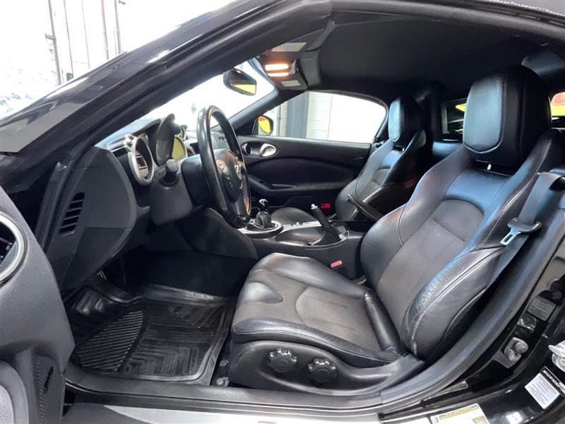 2012 NISSAN 370Z TOURING