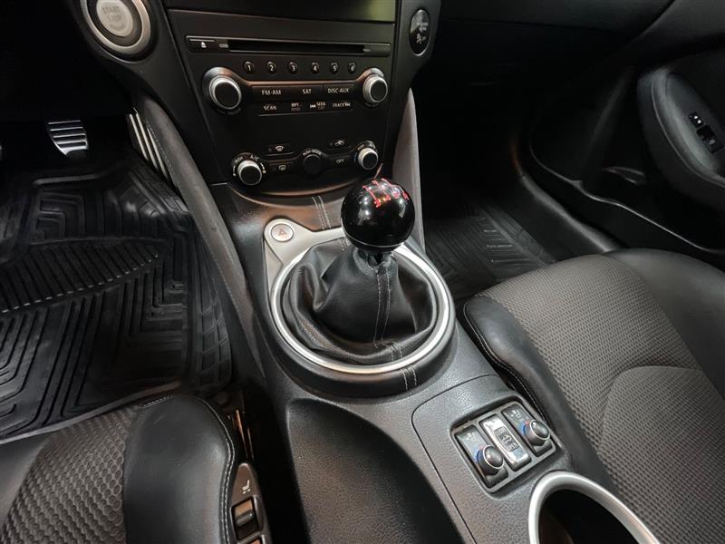 2012 NISSAN 370Z TOURING