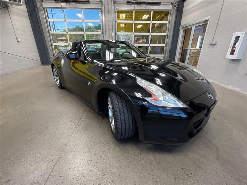 2012 NISSAN 370Z TOURING