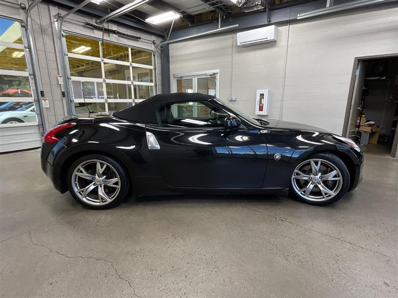 2012 NISSAN 370Z TOURING