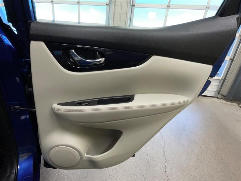 2018 NISSAN ROGUE SPORT SV