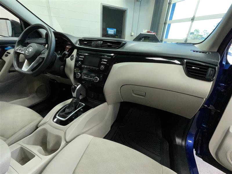 2018 NISSAN ROGUE SPORT SV