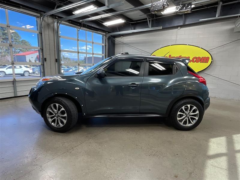 2013 NISSAN JUKE SV