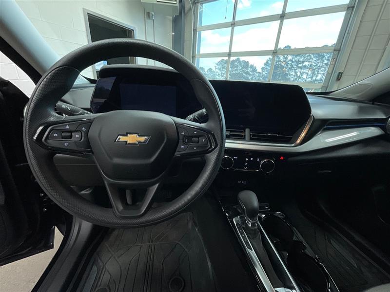 2024 CHEVROLET TRAX LT