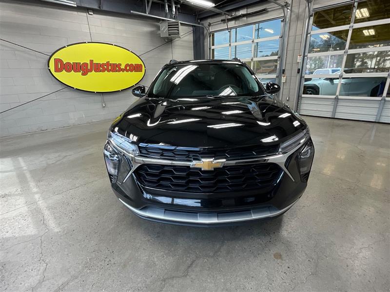 2024 CHEVROLET TRAX LT