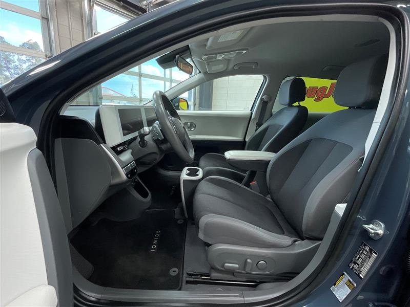 2023 HYUNDAI IONIQ 5 SE