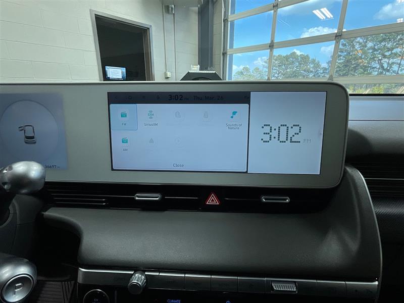 2023 HYUNDAI IONIQ 5 SE