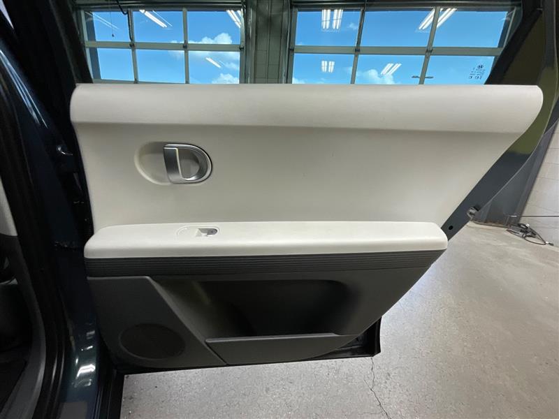 2023 HYUNDAI IONIQ 5 SE