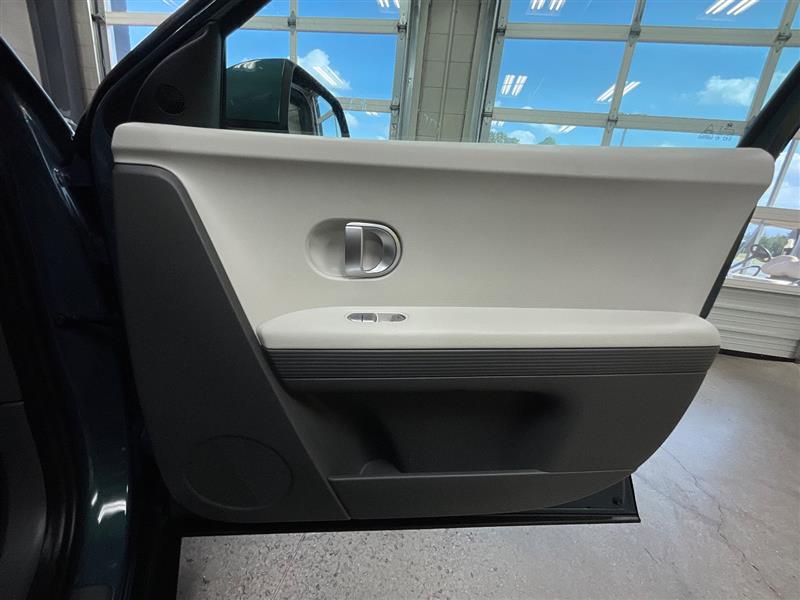 2023 HYUNDAI IONIQ 5 SE