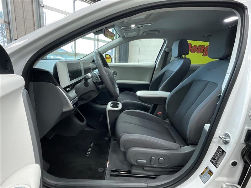 2024 HYUNDAI IONIQ 5 SE
