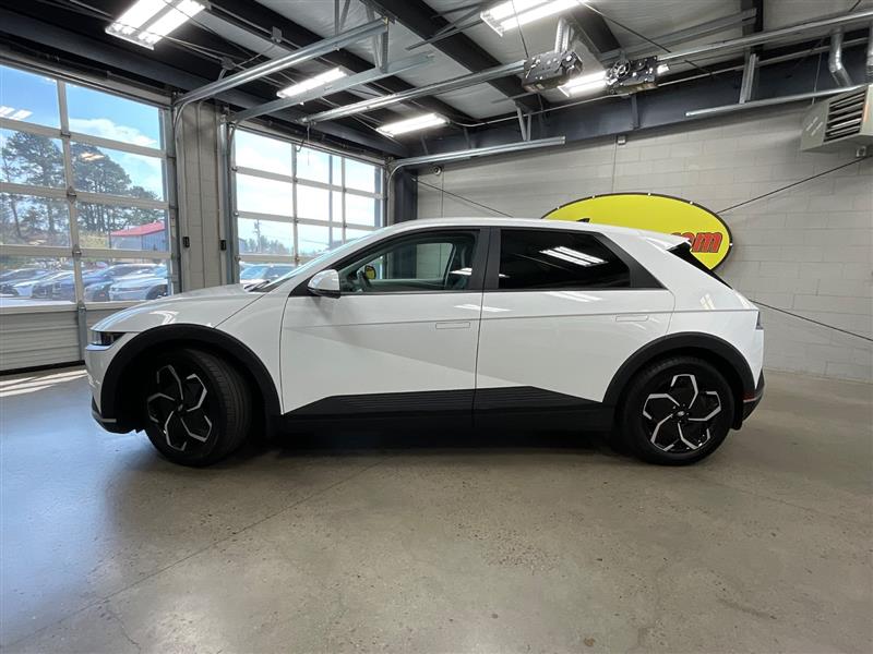 2024 HYUNDAI IONIQ 5 SE