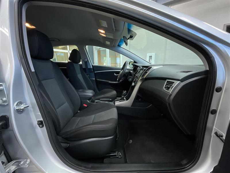 2016 HYUNDAI ELANTRA GT 