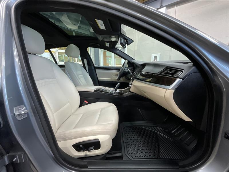 2015 BMW 5 SERIES 528i xDrive
