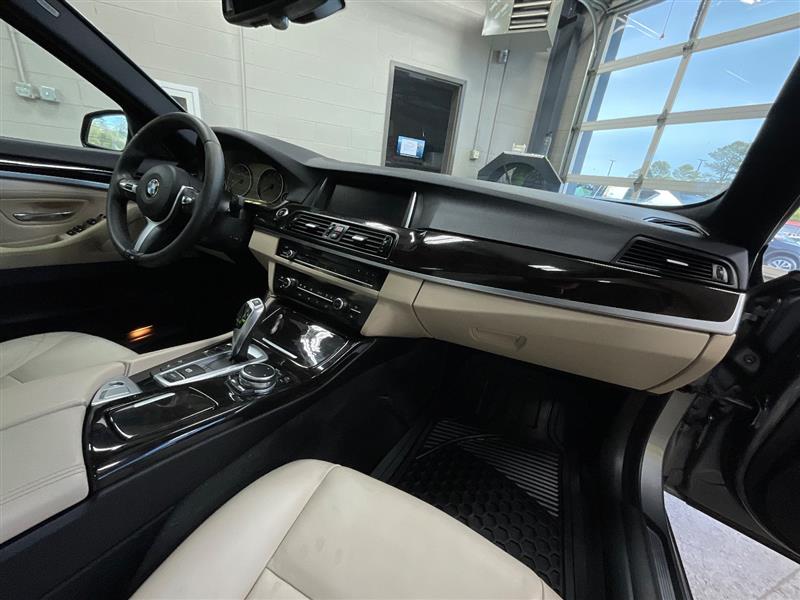 2015 BMW 5 SERIES 528i xDrive