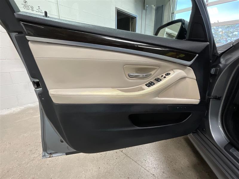 2015 BMW 5 SERIES 528i xDrive