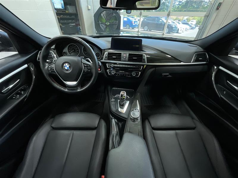2018 BMW 3 SERIES 330i